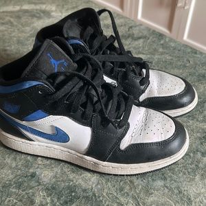 Boys Nike Air Jordan Sneakers